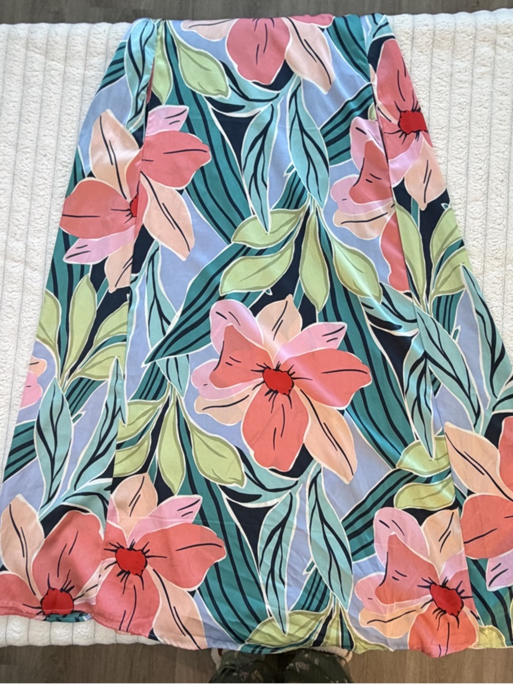 Nicole Miller Floral Maxi Dress in Coral, Green & Blue - Picture 3 of 9